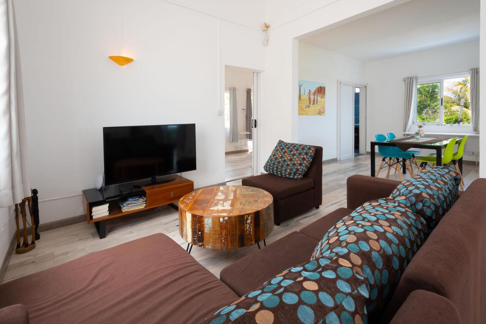Twakila Sunset Suites Ла-Ґулет Екстер'єр фото