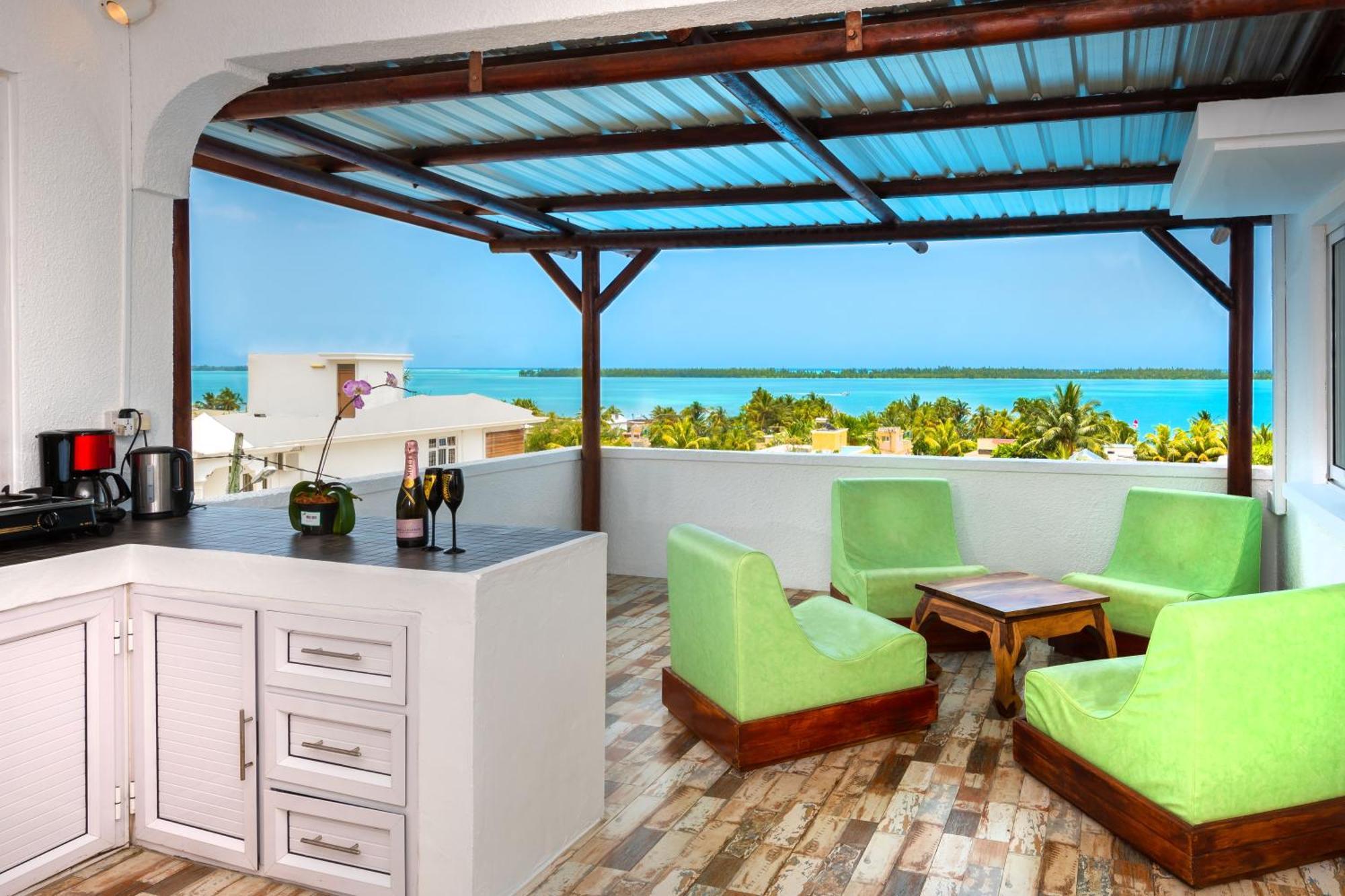 Twakila Sunset Suites Ла-Ґулет Екстер'єр фото