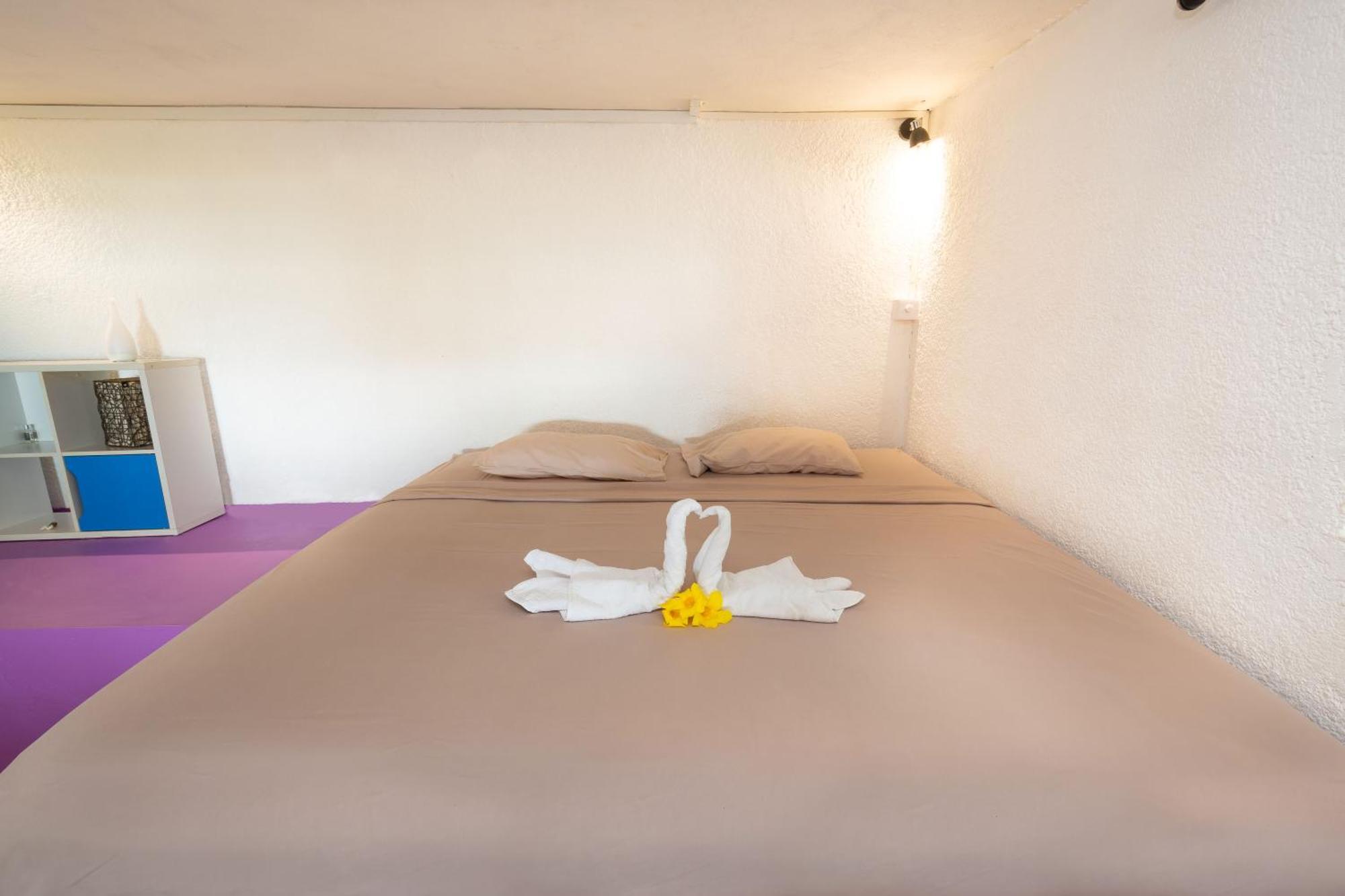 Twakila Sunset Suites Ла-Ґулет Екстер'єр фото