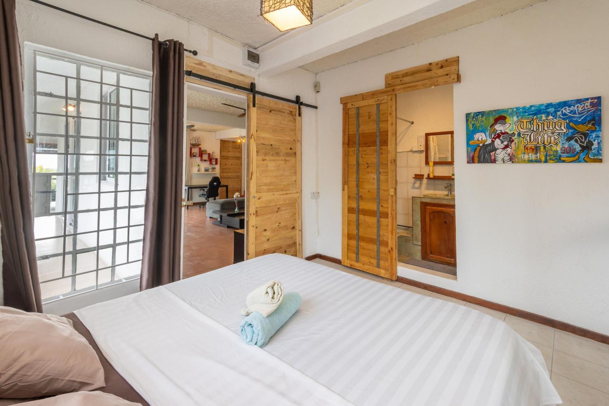 Twakila Sunset Suites Ла-Ґулет Екстер'єр фото