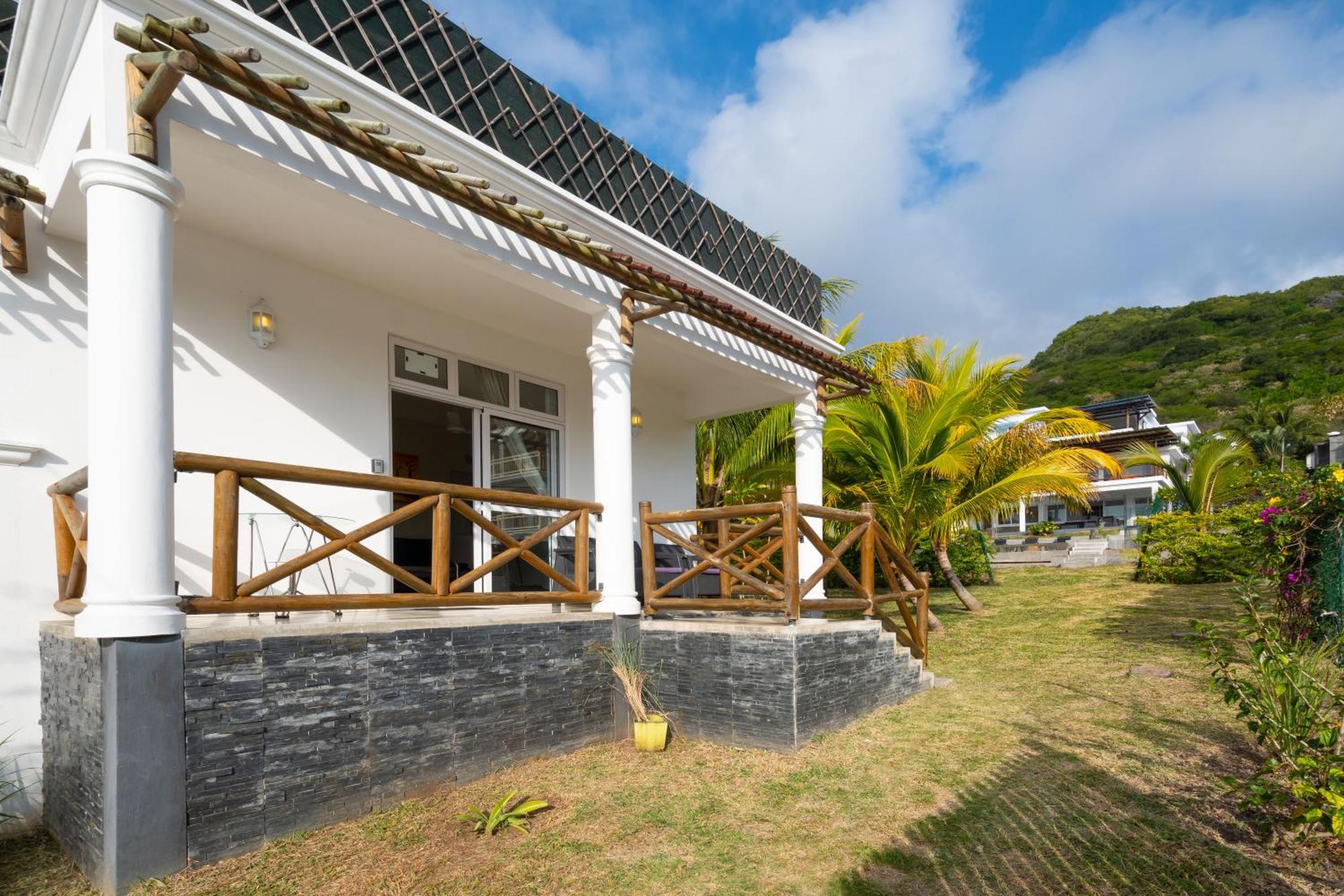 Twakila Sunset Suites Ла-Ґулет Екстер'єр фото
